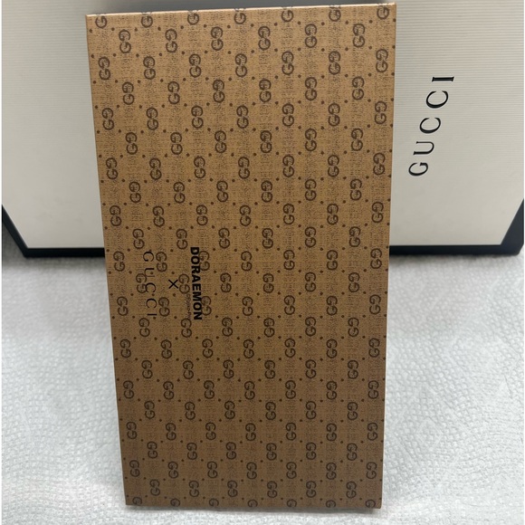 NEW GUCCI x DORAEMON MEMO PAD - Picture 6 of 7
